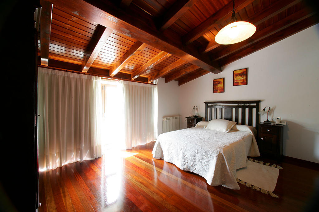 Os Casares Casa Da Botica A Estradaホステル エクステリア 写真