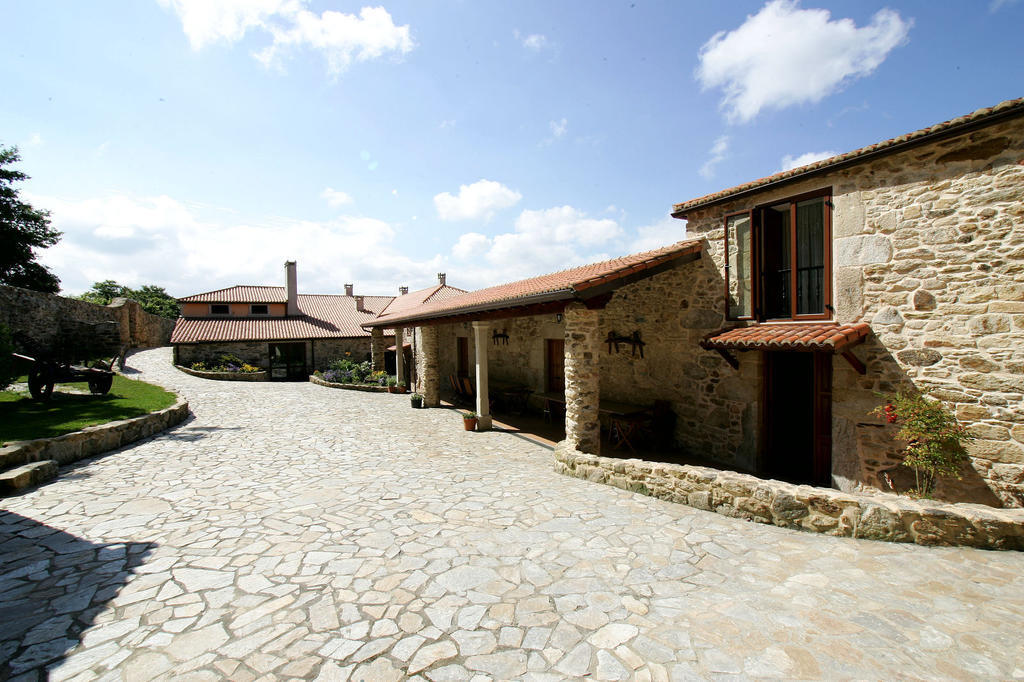 Os Casares Casa Da Botica A Estradaホステル エクステリア 写真